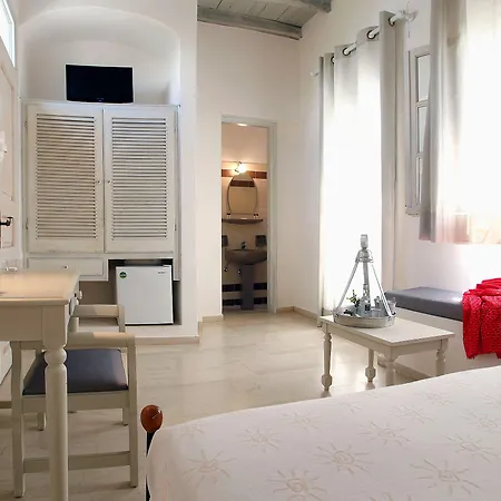 欧丽雅酒店 3* 图罗斯