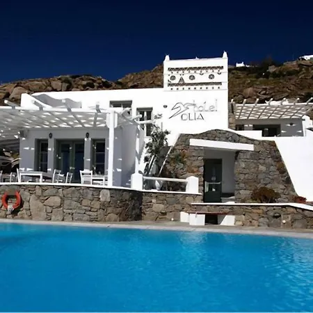 Olia 3* Tourlos